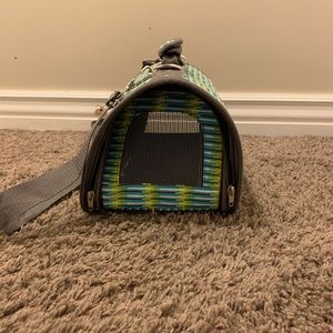 Small animal Carrier hamster up for three more day